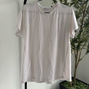 • [Athleta] Workout Tee •